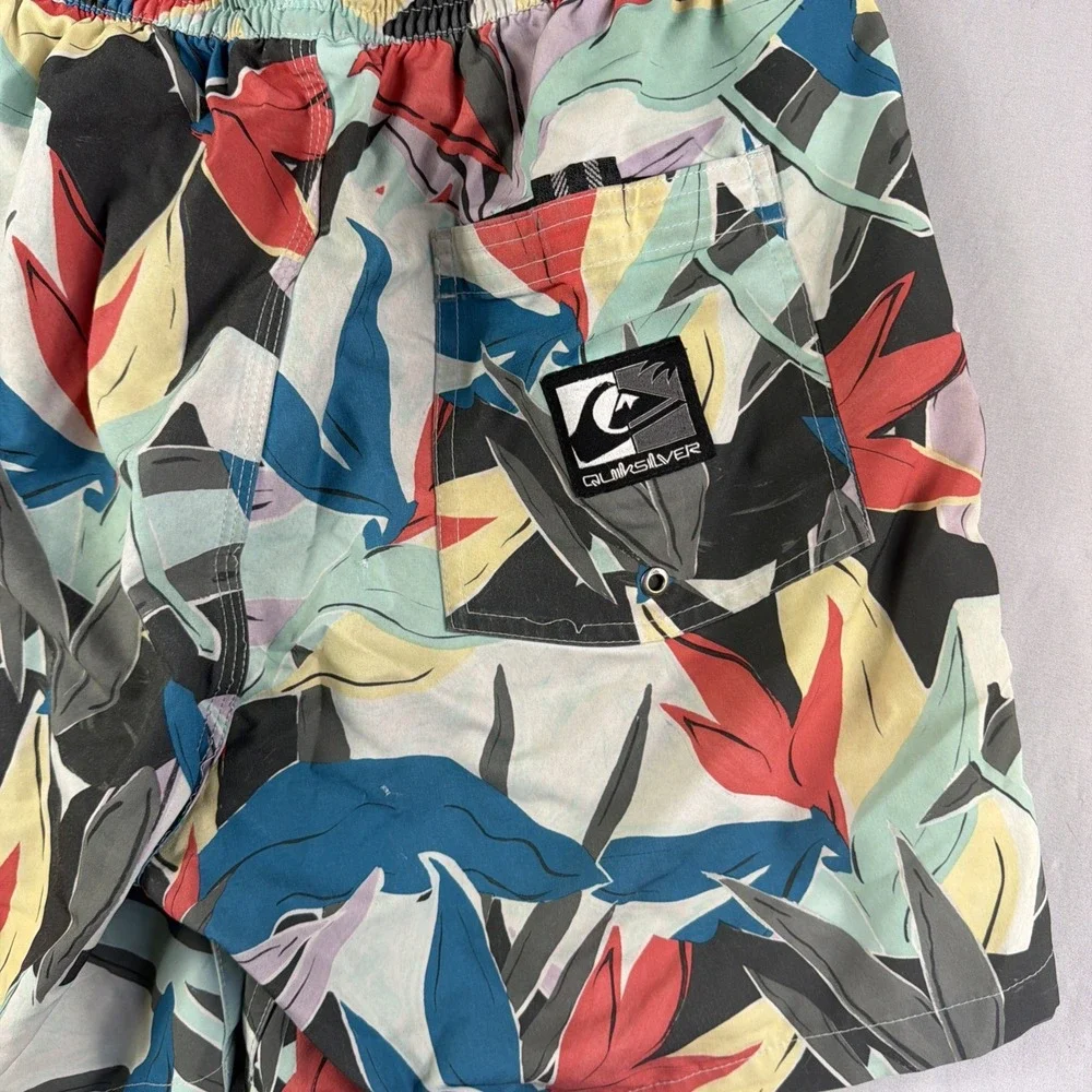 Quiksilver pastel floral aop swim trunks shorts, men's medium